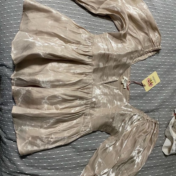 tanks, jackets, dresses - Picture 6 of 10